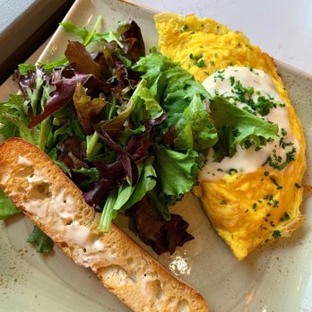 First Watch - Omelet - Breakfast & Brunch Near Me - Winter Park, Florida First Watch - Omelet - Breakfast & Brunch Near Me - Winter Park, Florida