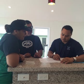 Visionary Real Estate Inspections - Alika review procedure with my clients - Home Inspectors Near Me - Kapolei, Hawaii Visionary Real Estate Inspections - Alika review procedure with my clients - Home Inspectors Near Me - Kapolei, Hawaii