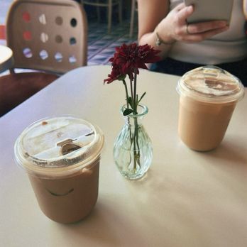 Buttercup  - Specialty lattes - Coffee & Tea Near Me - Chicago, Illinois
