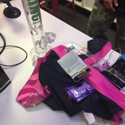 Tokyo Valentino - Goodies