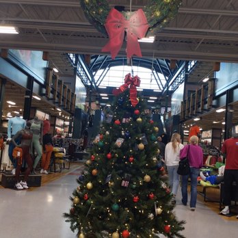 DICK'S Sporting Goods - Seems Dick need a bigger tree for this huge store - Sports Wear Near Me - Frisco, Texas DICK'S Sporting Goods - Seems Dick need a bigger tree for this huge store - Sports Wear Near Me - Frisco, Texas