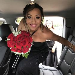 Executive Chauffeur Hawaii - We will double, triple check that they have their money for pictures & phone to text you when they arrive safely to their final destination.
