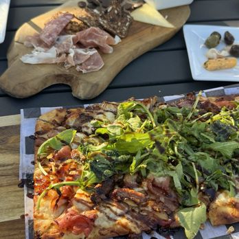 Rosini Vineyards - Wine Tasting Room Near Me - Rockwall, Texas