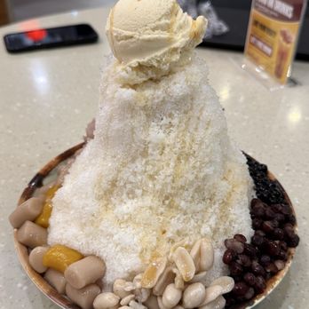 Meet Fresh - Desserts Near Me - Chino Hills, California
