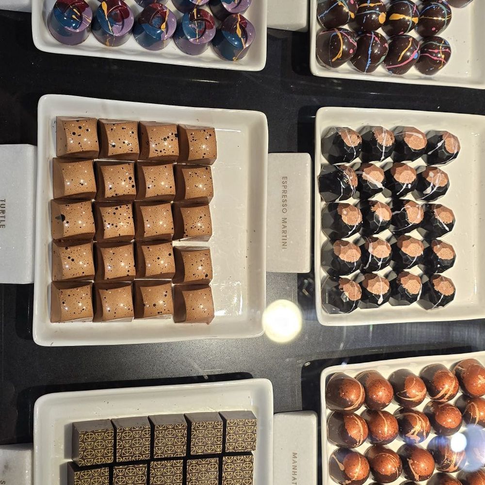 Cocoa Dolce Chocolates - Chocolatiers & Shops Near Me - Wichita, Kansas Cocoa Dolce Chocolates - Chocolatiers & Shops Near Me - Wichita, Kansas