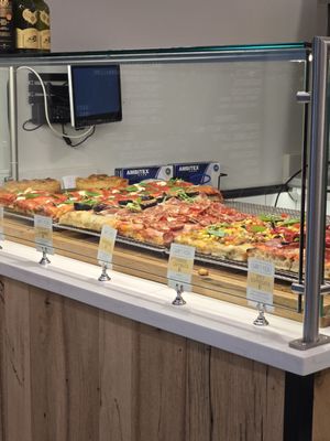 Gary's Pizza by null