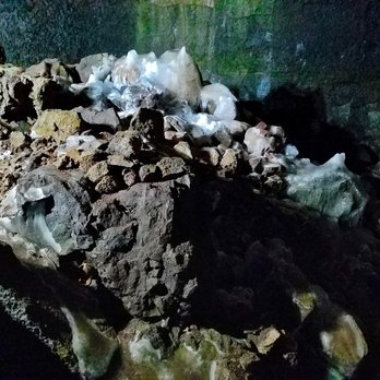 Shohone Ice Caves - Interesting rocks. - Landmarks & Historical Buildings Near Me - Shoshone, Idaho Shohone Ice Caves - Interesting rocks. - Landmarks & Historical Buildings Near Me - Shoshone, Idaho