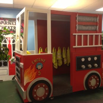 KidsPlay Children's Museum - Fire truck! - Children's Museums Near Me - Torrington, Connecticut