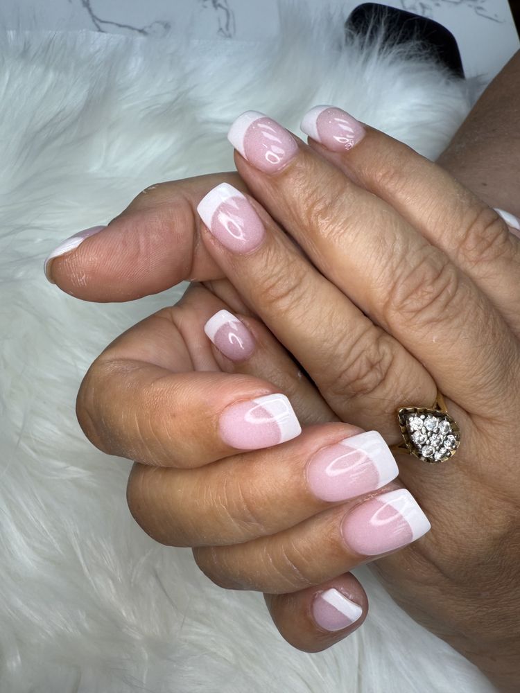Nail Supreme Logo