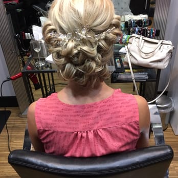 Fig's Hair Salon - Hair Salons Near Me - Orlando, Florida Fig's Hair Salon - Hair Salons Near Me - Orlando, Florida