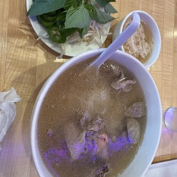 Hai Duong - Pho Tai Bo Vien with side tripe - Vietnamese Near Me - Falls Church, Virginia Hai Duong - Pho Tai Bo Vien with side tripe - Vietnamese Near Me - Falls Church, Virginia