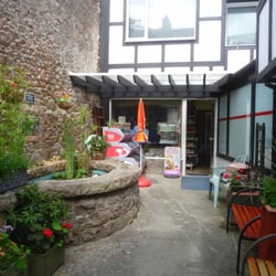 Fountain Court - The courtyard
