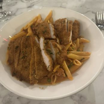 Limoncello - Penne alla Vodka with chicken - Italian Near Me - Chester Springs, Pennsylvania