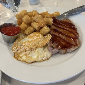 Sto Lat Bar - Steak and Eggs - Bars Near Me - Buffalo, New York