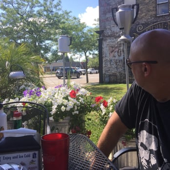 The Coffee Pot - Diners Near Me - Kenosha, Wisconsin