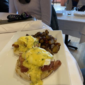 Edwins Too - Eggs Benedict - French Near Me - Cleveland, Ohio