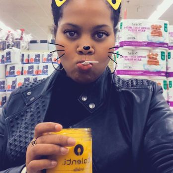 Walgreens - While I waited for my scripts to get filled, Kaitlyn W. in the pharmacy helped me find coupons & saved me a ton of money. I am so thankful. - Cosmetics & Beauty Supply Near Me - Dallas, Texas