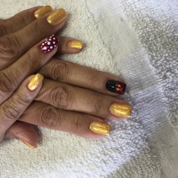 Tip2toe Nail Spa and Lashes - Mickey & Minnie theme - Nail Salons Near Me - Norwalk, California