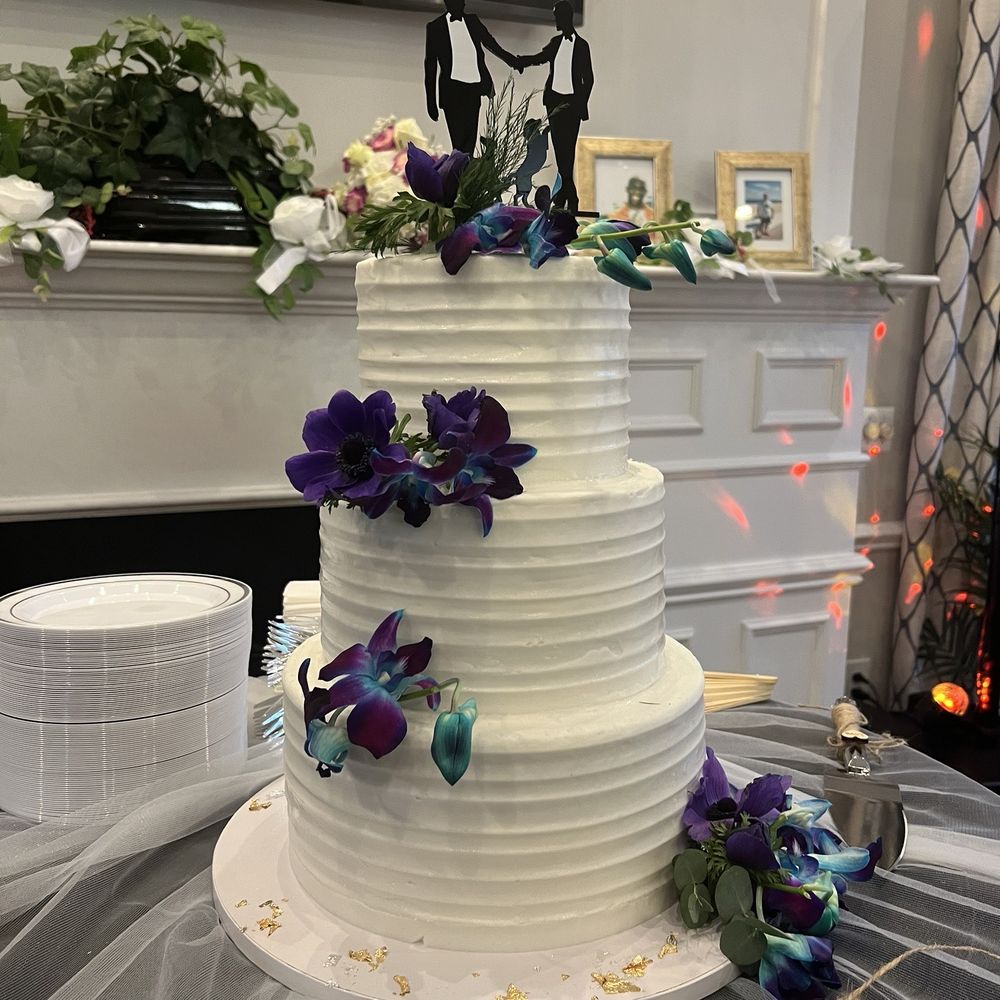 Love and Confection - Cupcakes Near Me