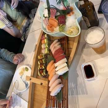 Sakura - Kapolei boat - Sushi Bars Near Me - Kapolei, Hawaii