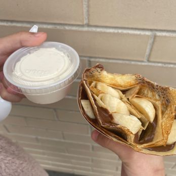 T-Swirl Crêpe - Nutella Banana Crepe - Desserts Near Me - Forest Hills, New York T-Swirl Crêpe - Nutella Banana Crepe - Desserts Near Me - Forest Hills, New York