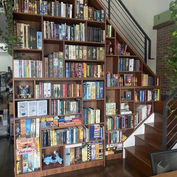 FCM Millwork - Custom bookshelf - Cabinetry Near Me - Paramount, California
