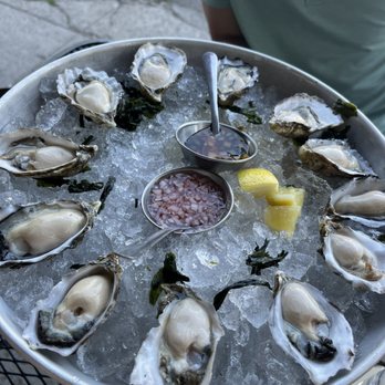 Le Coin - Oysters - Seafood Near Me - Seattle, Washington
