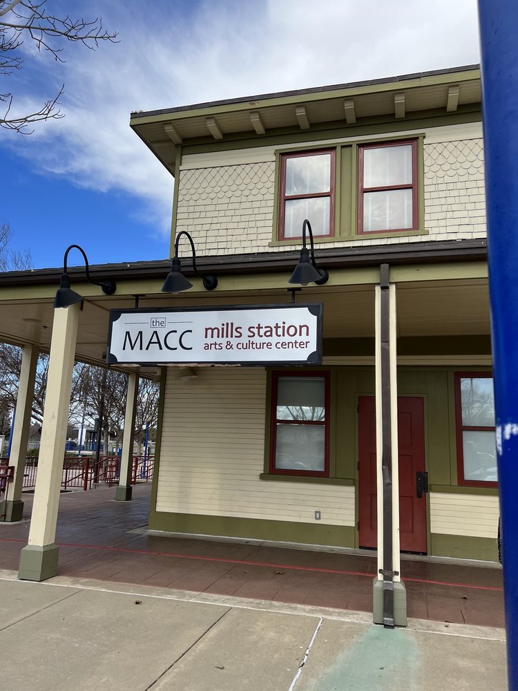 Mills Station Arts & Culture Center, Sacramento Roadtrippers