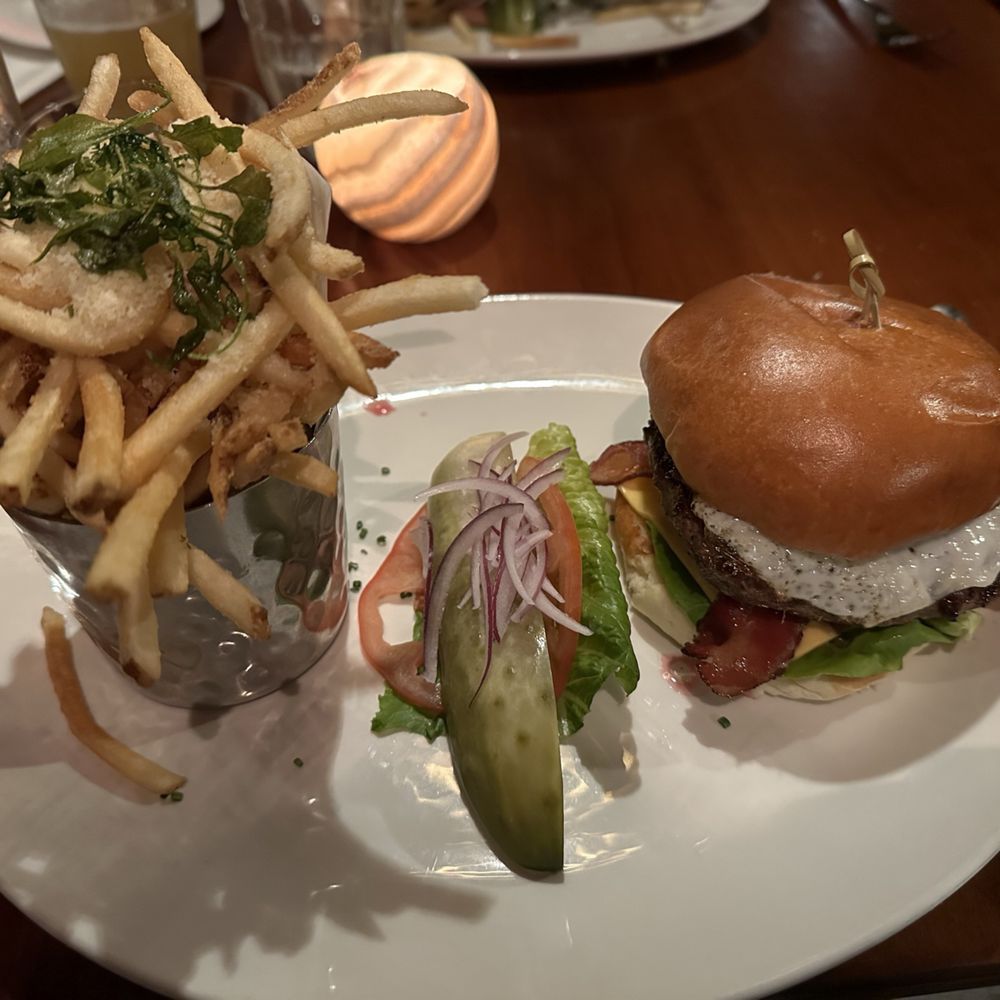 Atria - Fast Eddie burger - New American Near Me - Edgartown, Massachusetts Atria - Fast Eddie burger - New American Near Me - Edgartown, Massachusetts