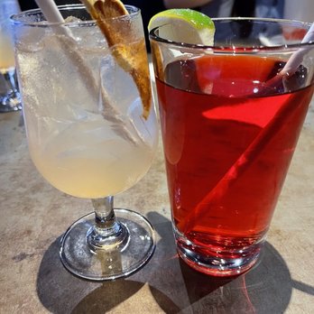 Rob's Good Times Grill - Peach spritzer n Vodka cran. - Sports Bars Near Me - Lihue, Hawaii Rob's Good Times Grill - Peach spritzer n Vodka cran. - Sports Bars Near Me - Lihue, Hawaii