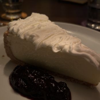 Henry's Palm Beach - Key Lime Pie - Bars Near Me - Palm Beach, Florida Henry's Palm Beach - Key Lime Pie - Bars Near Me - Palm Beach, Florida