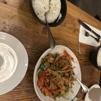 Blackwood - Rice and After Shock chicken - Thai Near Me - San Francisco, California Blackwood - Rice and After Shock chicken - Thai Near Me - San Francisco, California