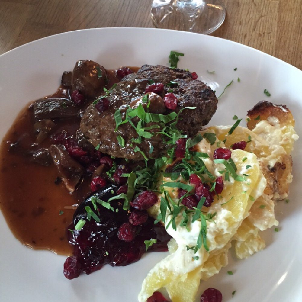 Swedish Venison burger with potatoes and cranberries. Delicious!!