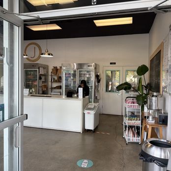 juice co. LG - Interior - Juice Bars & Smoothies Near Me - Los Gatos, California juice co. LG - Interior - Juice Bars & Smoothies Near Me - Los Gatos, California
