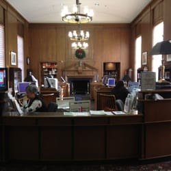 Lake Forest Library - Computer section