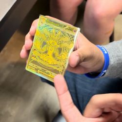 Game Outpost - Legendary pull!