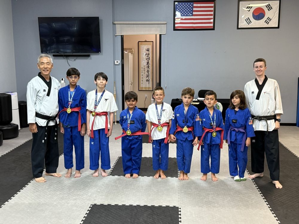 World Taekwondo Center Logo