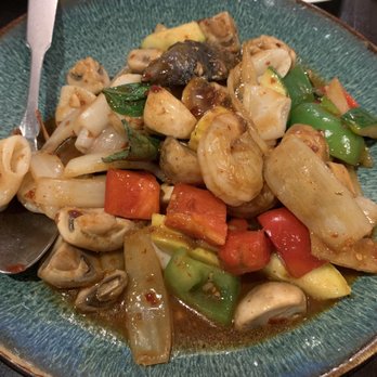 Thai Amarin - Seafood Madness ($16.95) - Thai Near Me - Newton Corner, Massachusetts