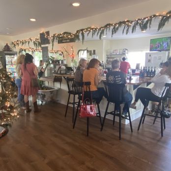 Pistil House - Wine Bars Near Me - St. Petersburg, Florida Pistil House - Wine Bars Near Me - St. Petersburg, Florida