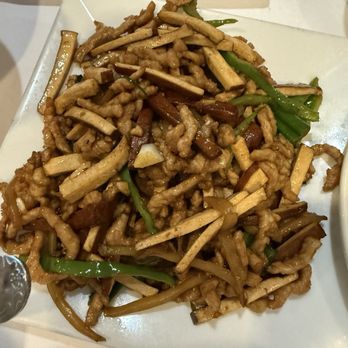 China Chalet - L11. Shredded Pork with Dried Bean Curd & Pepper - Szechuan Near Me - Florham Park, New Jersey