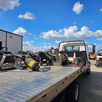I Tow You - Multiple construction attachments safely secured and transported for contractor and equipment logistics. - Towing Near Me - Hockley, Texas I Tow You - Multiple construction attachments safely secured and transported for contractor and equipment logistics. - Towing Near Me - Hockley, Texas
