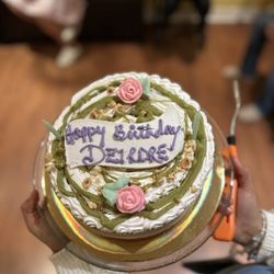 Novello Desserts - 8" Gelato cake - two flavours
