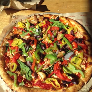 Blaze Pizza - Vegan pizza ($2 extra) with banana peppers, olives, spicy red sauce, red and green bell pepper, spinach and basil. Fantastic! - Salad Near Me - Torrance, California Blaze Pizza - Vegan pizza ($2 extra) with banana peppers, olives, spicy red sauce, red and green bell pepper, spinach and basil. Fantastic! - Salad Near Me - Torrance, California
