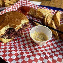 Thirsty Whale - Pastrami sandwich with fries
