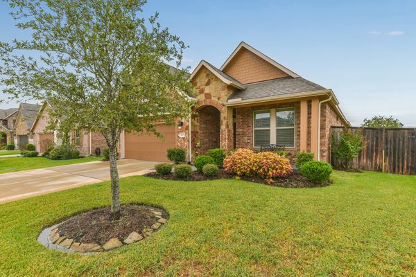 Kay Barbour - RE/MAX 5 Star Realty