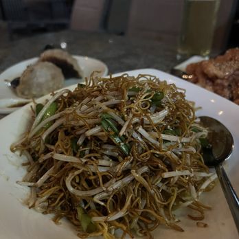 Kwok's Bistro - I forget exactly which dish this was but it was crispy noodles - Chinese Near Me - Reno, Nevada Kwok's Bistro - I forget exactly which dish this was but it was crispy noodles - Chinese Near Me - Reno, Nevada