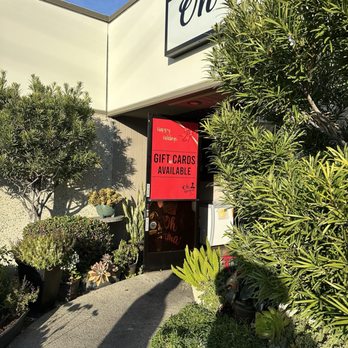 Oh Mama Kitchen - Korean Near Me - La Mirada, California