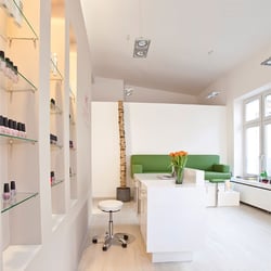 Green Beauty Lounge