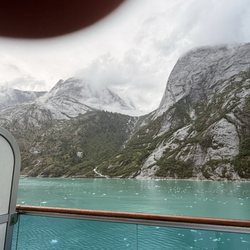 Steffen Travel - Mendenhall Glacier at Tongas National Park