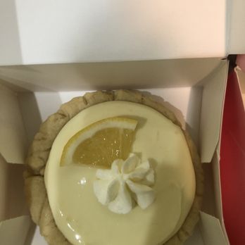 Crumbl - Summerville - Lemon - Bakeries Near Me - Summerville, South Carolina Crumbl - Summerville - Lemon - Bakeries Near Me - Summerville, South Carolina